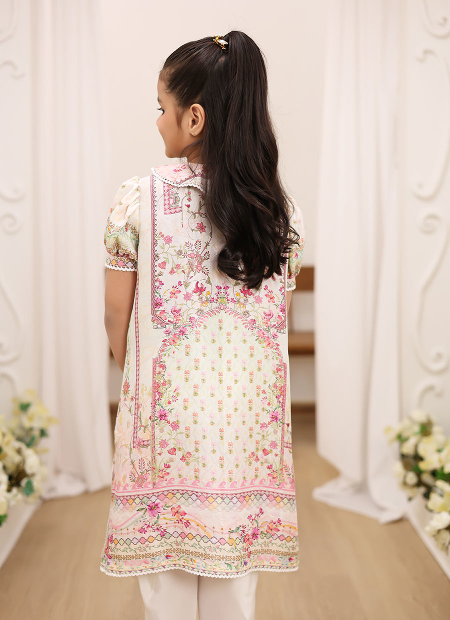 Brea Blossom With Pants