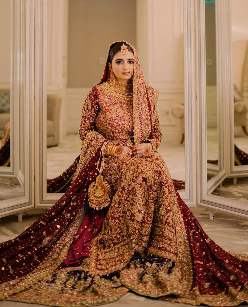 The Beauty of a Traditional Red and Gold Bridal