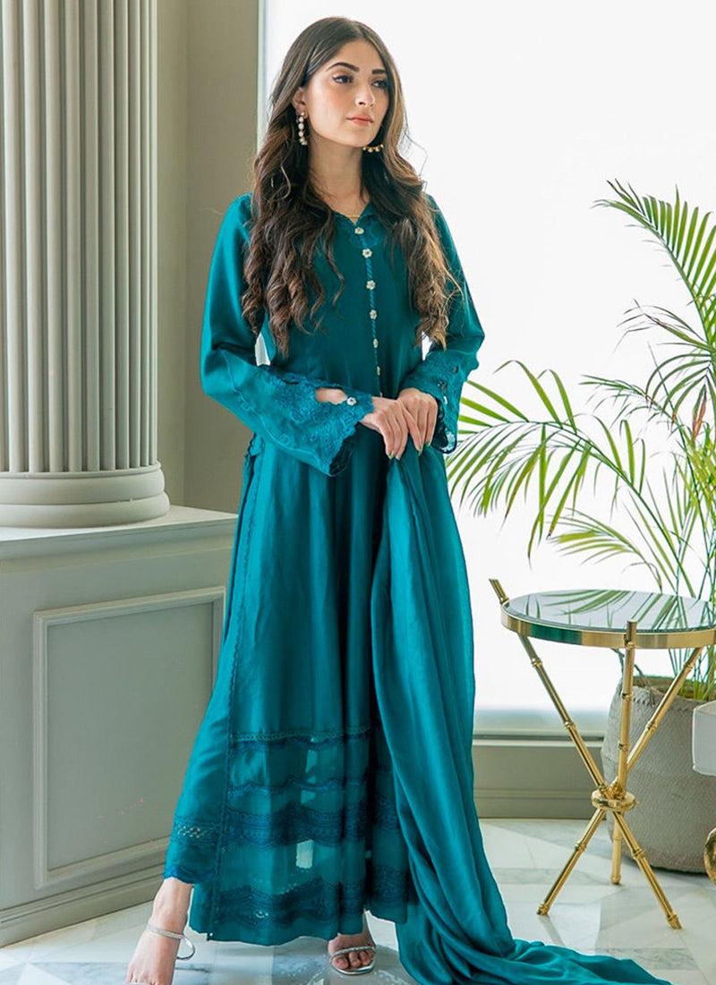 Manal Tabani in Emerald Stella Shirt