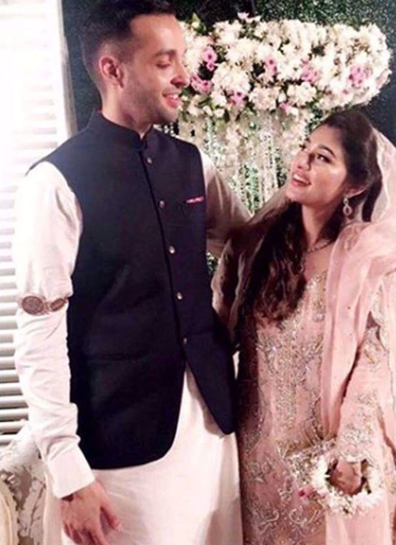 Sharmeen M Ali looking pretty in a blush pink Farah Talib Aziz ensemble