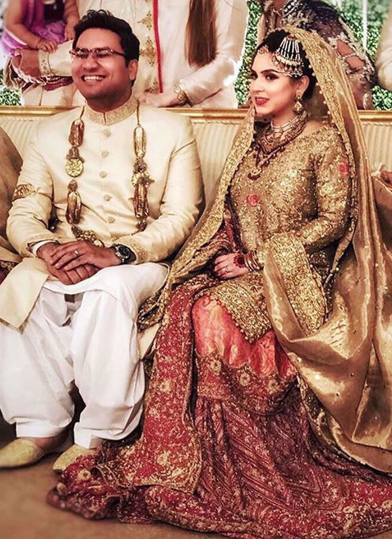 We love the old world charm of this traditional Farah Talib Aziz bridal