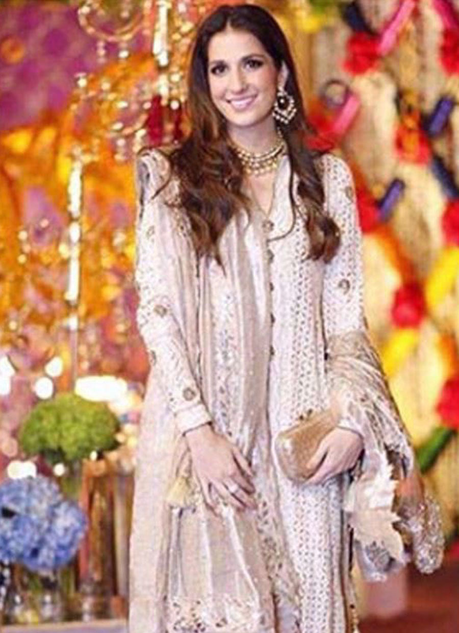 The gorgeous Shehrbano Taseer absolutely radiant in Farah Talib Aziz wedding wear