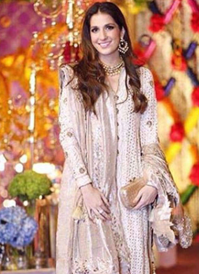 The gorgeous Shehrbano Taseer absolutely radiant in Farah Talib Aziz wedding wear