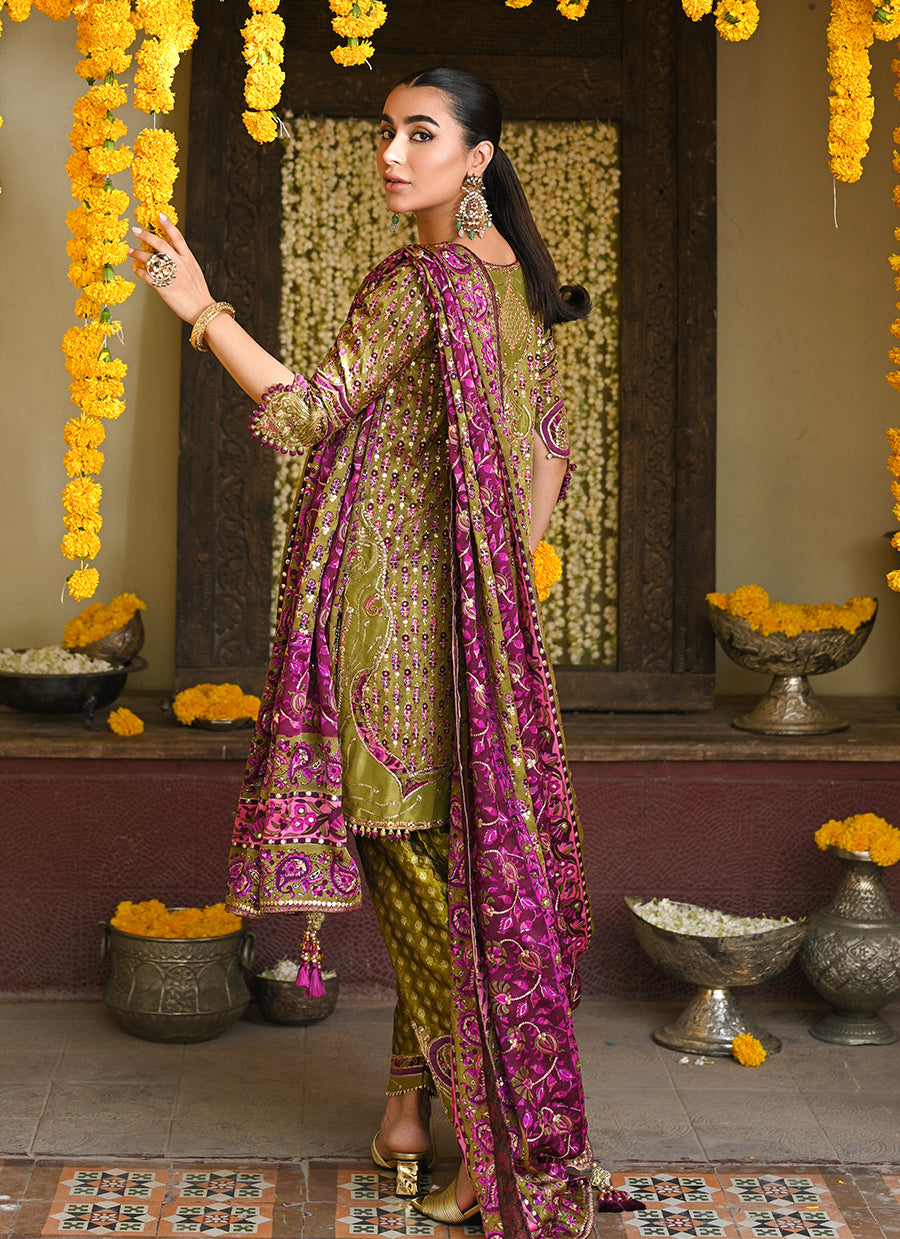 Alira Mehndi green kurta and shalwar with embellished block print dupatta