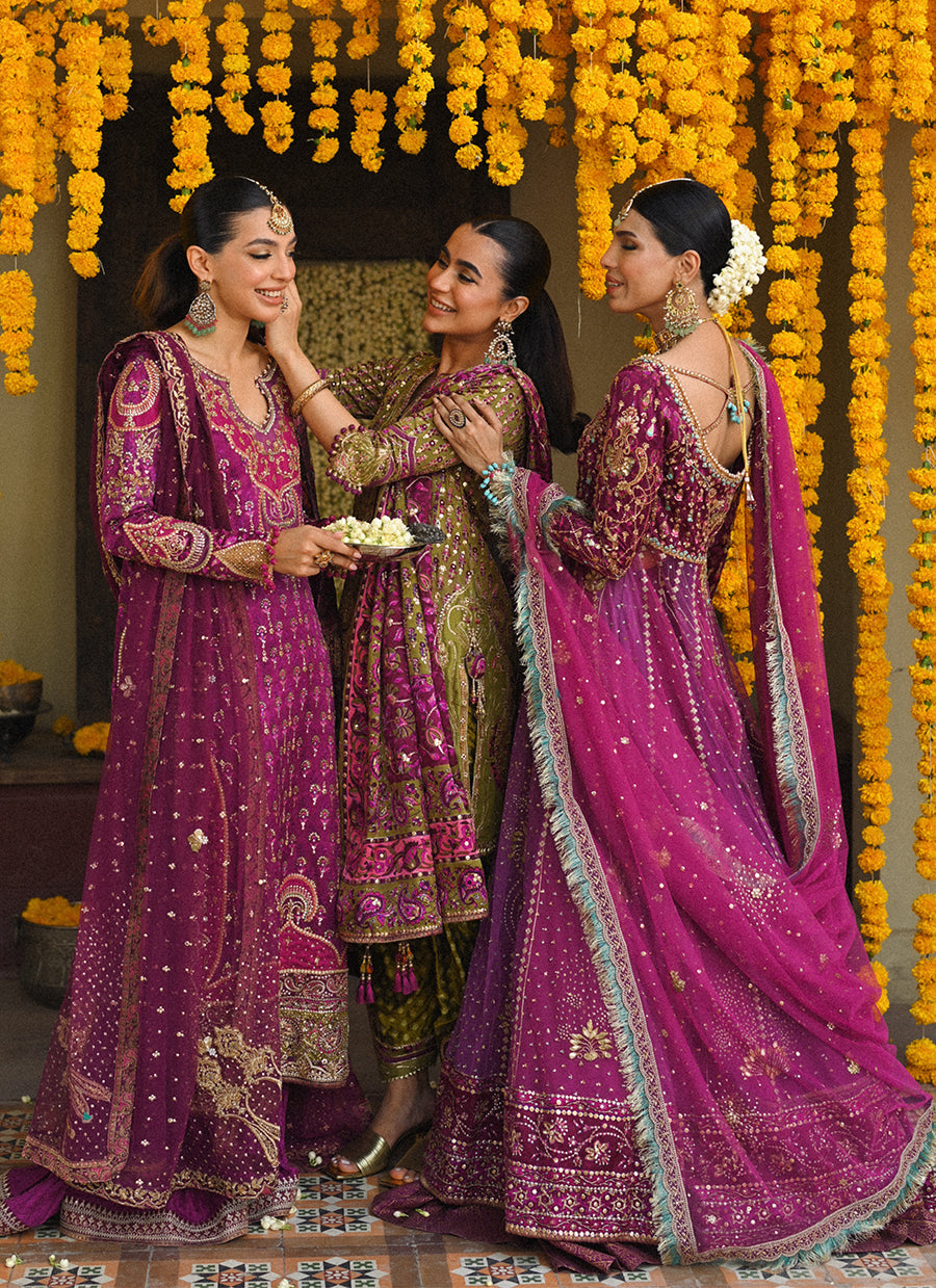 Alira Mehndi green kurta and shalwar with embellished block print dupatta