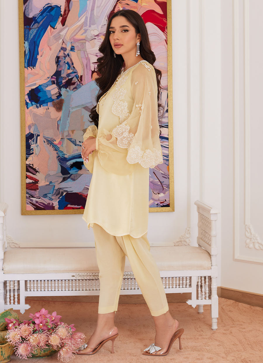 Esmeralda Pastel Yellow Raw Silk Shirt With Attached Cape