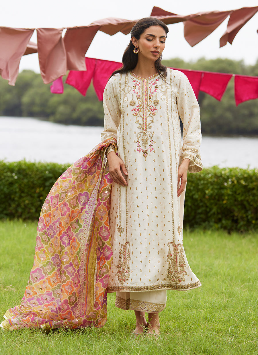 Ember Ivory Kurta And Dupatta