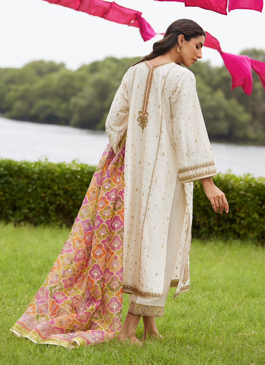Ember Ivory Kurta And Dupatta