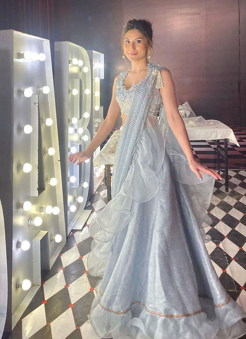 Fareeha Tariq in our dreamy Avril lehnga saree