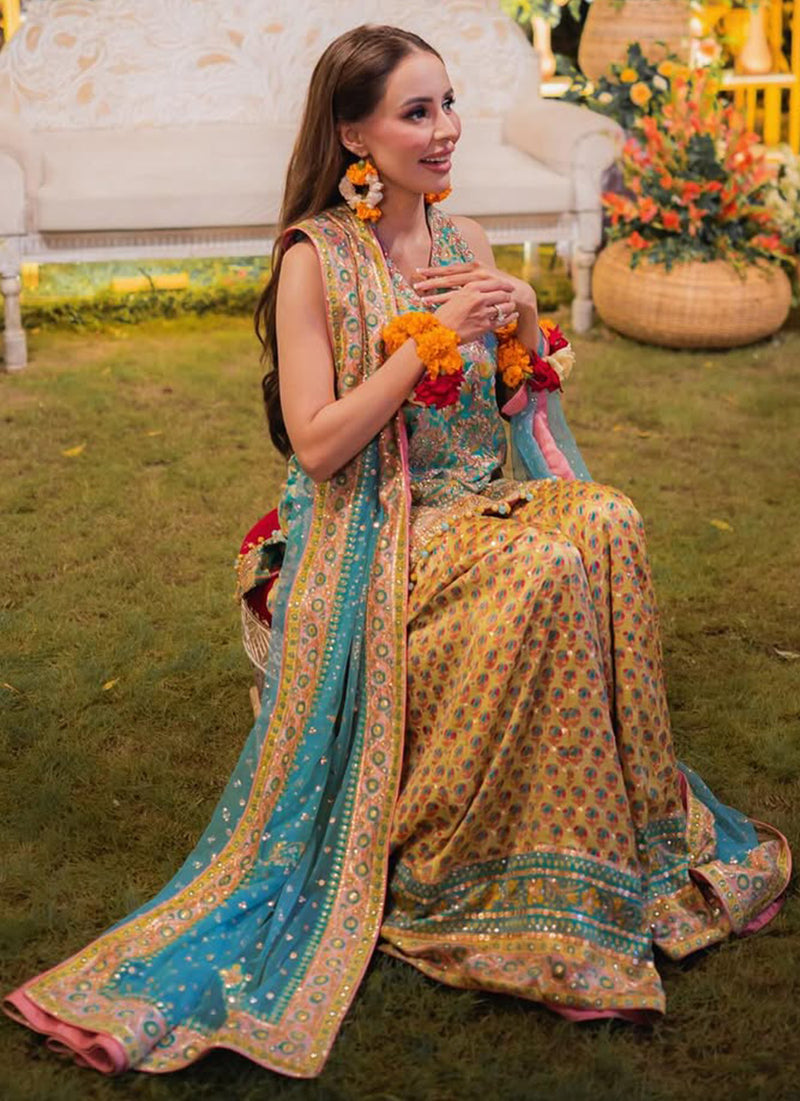 Mahnoor Arshad Glowing In Ryenna