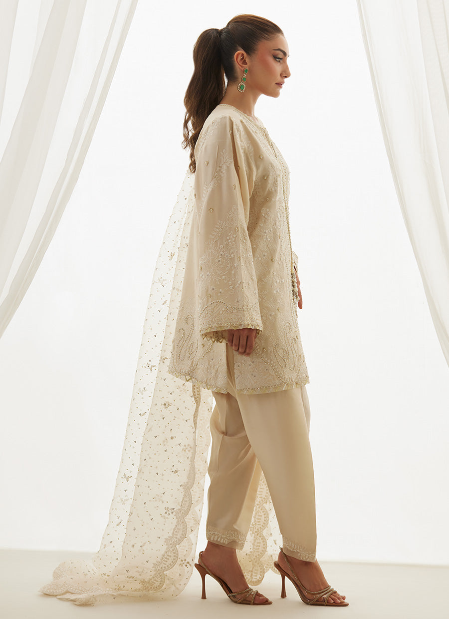 Mavi Ivory Shirt And Dupatta