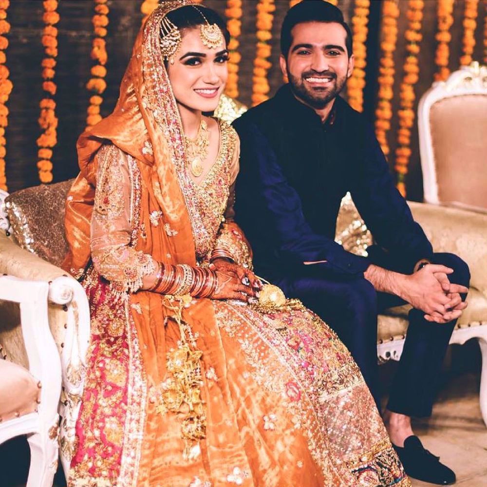 Shayanne Memon, absolutely regal on her Mehndi in a signature Farah Talib Aziz kalidaar angarkha