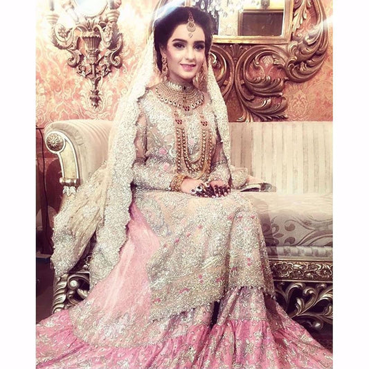 Eleyha Quraishi looking beautiful in an ethereal Farah Talib Aziz bridal in shades of blush pinks