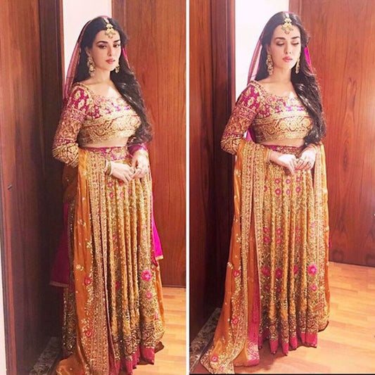 Our favourite beauty and Make-up sensation Natasha Khalid in a custom made Farah Talib Aziz lengha choli!