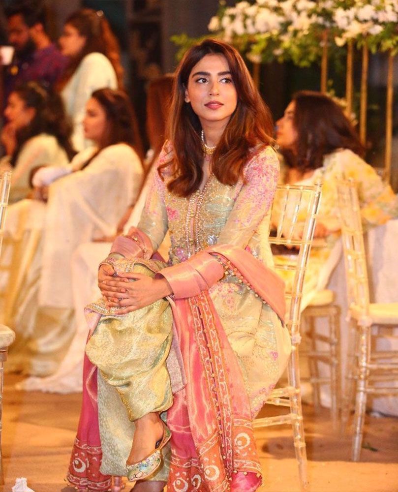 He beautiful Mansha Pasha is a vision to behold in mint green and candy pink #FarahTalibAziz ensemble